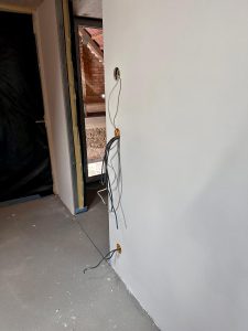 Vývody silnoproudé a slaboproudé instalace a osazení krabiček-RATIBOŘSKÉ HORY