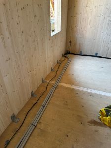 Rozvody silnoproudé instalace pro zásuvkové obvody a slaboproudé obvody pro datové připojení-RATIBOŘSKÉ HORY