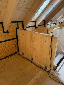 Rozvody silnoproudé instalace pro zásuvkové a světelné obvody-RATIBOŘSKÉ HORY