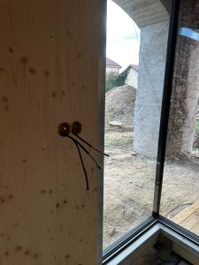 Přivedení silnoproudé instalace pro venkovní žaluzie-RATIBOŘSKÉ HORY